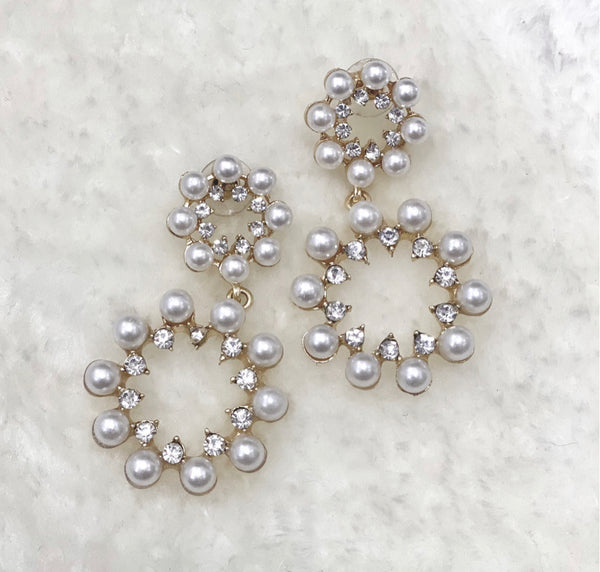 Kiara diamanté pearl earrings